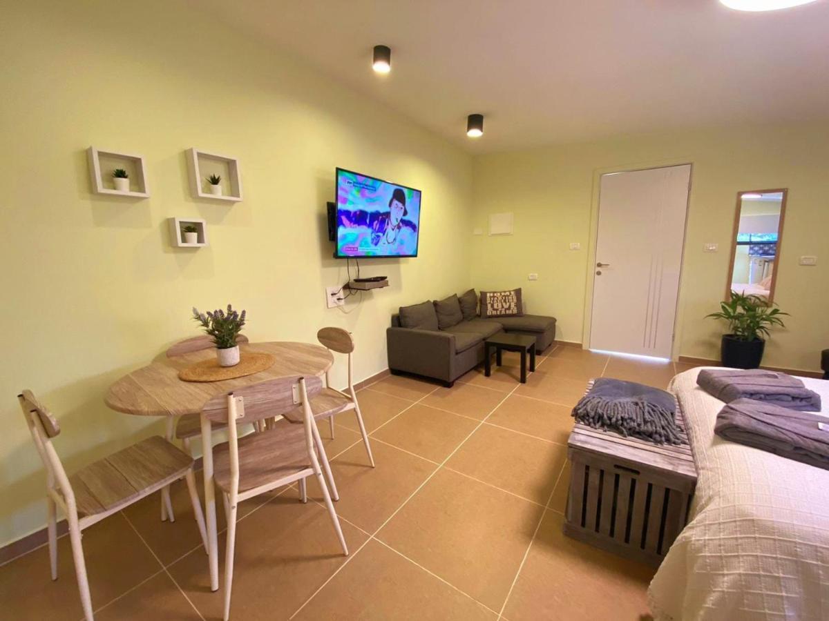 בקתת וולקנו בגולן Volcano Cabin Golan-Heights Sha'al Exterior foto